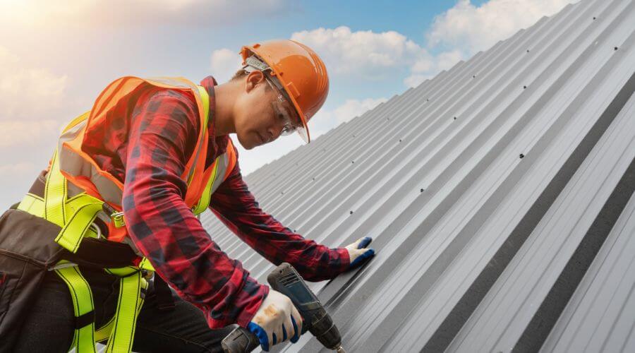 Professional residential roofers in Egan, SD